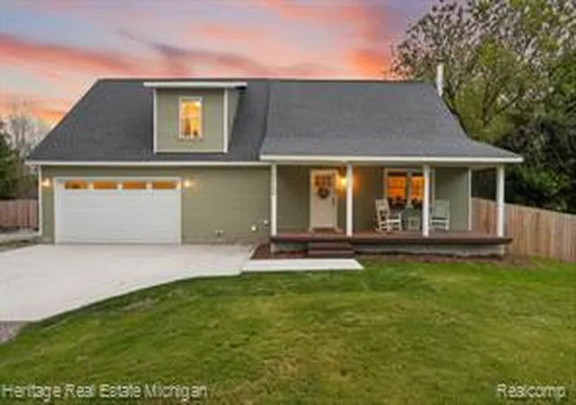 Homes for sale in Fowlerville, MI | 5835 Warner Rd, Fowlerville, MI 48836 | MLS# 61007688