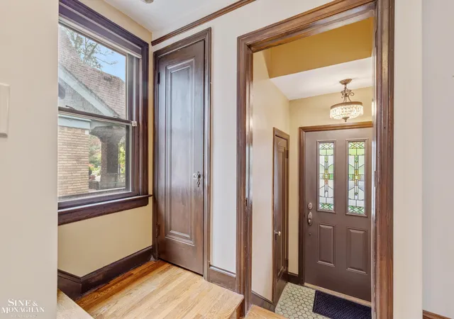 Photo 3 of Sale Pending at 428 Cloverly Rd, Grosse Pointe Farms, MI 48236 | MLS# 50219321 | Listing updated on 2026-09-08