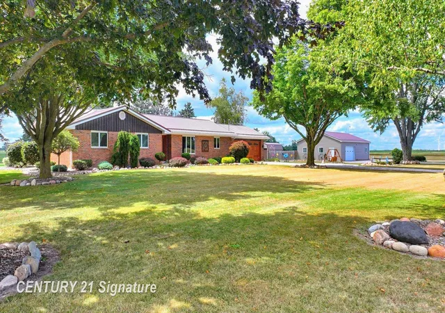 Photo 3 of Sale Pending at 10463 N Woodbridge Rd, Wheeler, MI 48662 | MLS# 50219373 | Listing updated on 2026-08-26
