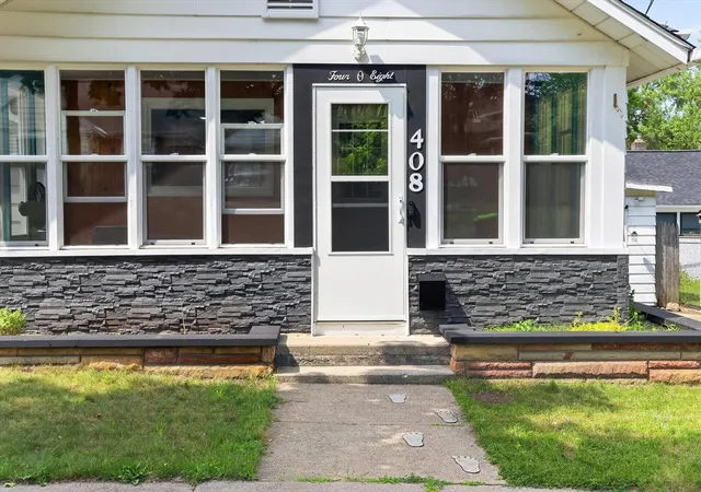 Homes for sale in Greenville, MI | 408 W Orange St, Greenville, MI 48838 | MLS# 70544806