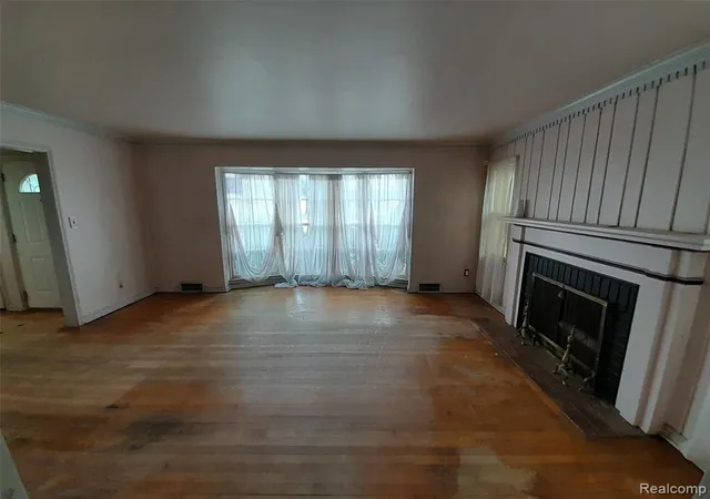 Photo 2 of Sale Pending at 2597 W 8 Mile Rd, Highland Park, MI 48203 | MLS# 61015575 | Listing updated on 2026-08-16