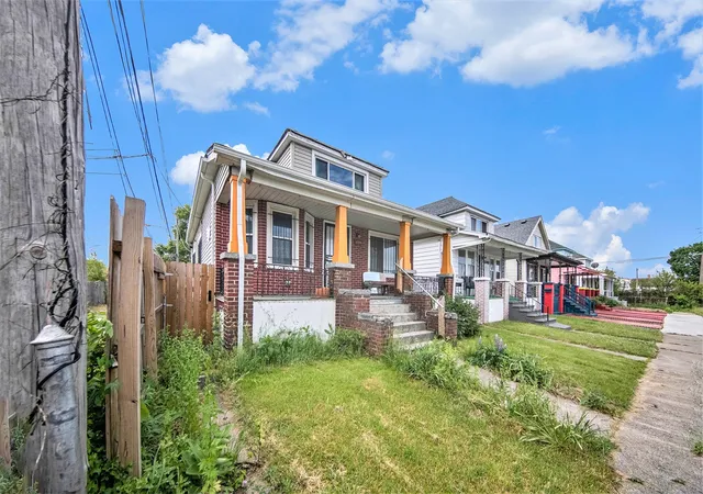 3rd image of 3346 Meade St, Hamtramck, MI 48212 | MLS# 70408867