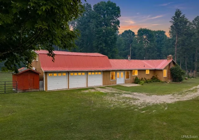 2nd image of 12152 Co Rd 442 Rd, Rapid River, MI 49878 | MLS# 50212484
