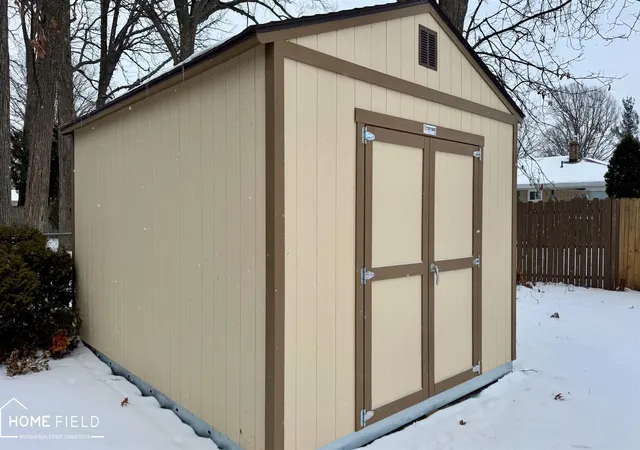 35th image of 1200 N Dewey St, Owosso, MI 48867 | MLS# 50204173