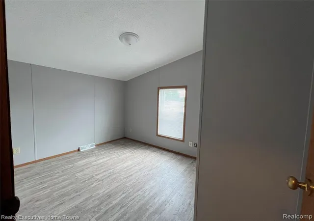 28th image of 7140 Mapleview Circle W, Brown City, MI 48416 | MLS# 61024169