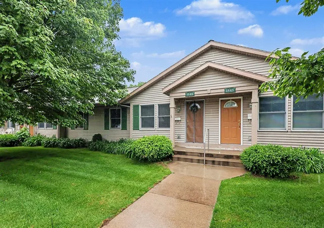 Listing Photo 5 - Condo for sale in building located at 1842 Ruddiman Dr, Muskegon, MI 49445