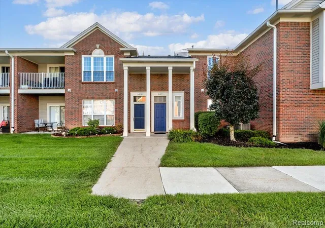 Photo 1 of Condo for sale at 51677 Hale Ln #122, Chesterfield, MI 48051 2344 | MLS# 61024501 | Listing updated on 2026-09-05