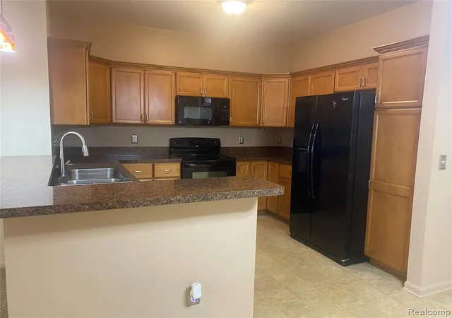 Photo 4 of Condo for sale at 34558 Northrup Dr #8, Chesterfield, MI 48047 | MLS# 61022774 | Listing updated on 2026-09-12