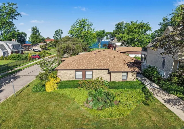 1st image of 51 Pine St, South Haven, MI 49090 | MLS# 70541040