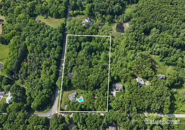 Homes for sale in Ada, MI | 4383 Honey Creek Ave, Ada, MI 49301 | MLS# 70537824