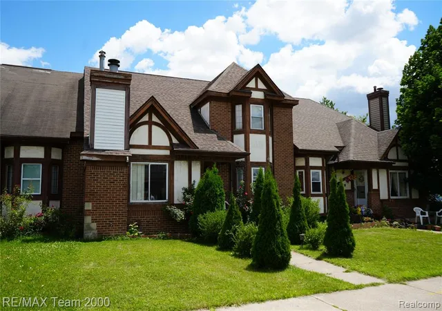 2nd image of 6426 Chase Rd, Dearborn, MI 48126 | MLS# 61004554