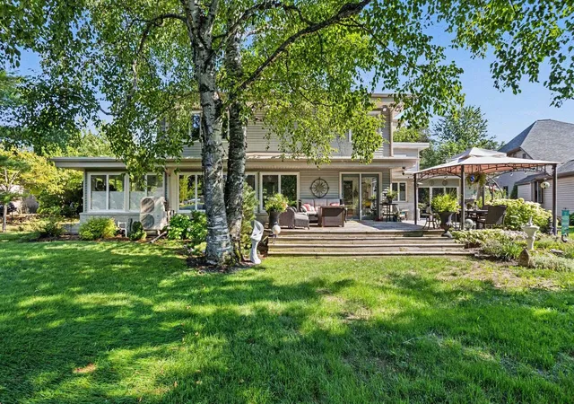 Photo 1 of Single family home for sale at 3717 Kawkawlin River Dr, Bay City, MI 48706 | MLS# 50216759 | Listing updated on 2026-08-31