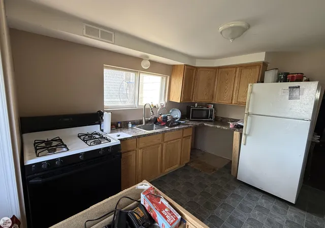 Photo 3 of Single family home for sale at 629 West Blvd, Marine City, MI 48039 | MLS# 50219434 | Listing updated on 2026-09-16