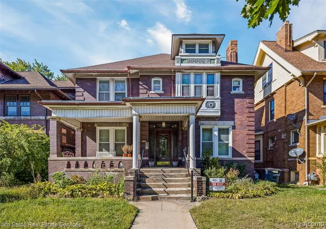 3rd image of 710 Virginia Park St, Detroit, MI 48202 2033 | MLS# 60944127