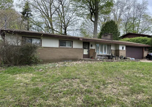 Homes for sale in Walker, MI | 1575 Mullins Ave, Walker, MI 49534 | MLS# 70528490