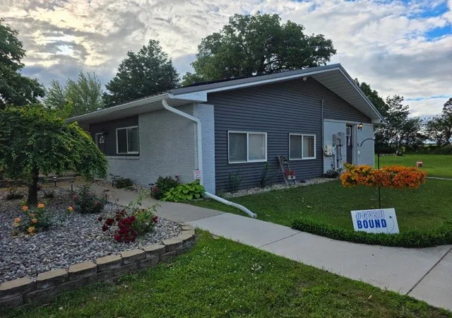 Homes for sale in Rosebush, MI | 1417 E Weidman Rd, Rosebush, MI 48878 | MLS# 80070095