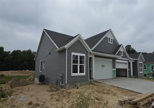 Homes for sale in Grand Rapids, MI | 99 Fireside Dr #14, Grand Rapids, MI 49534 | MLS# 70542733