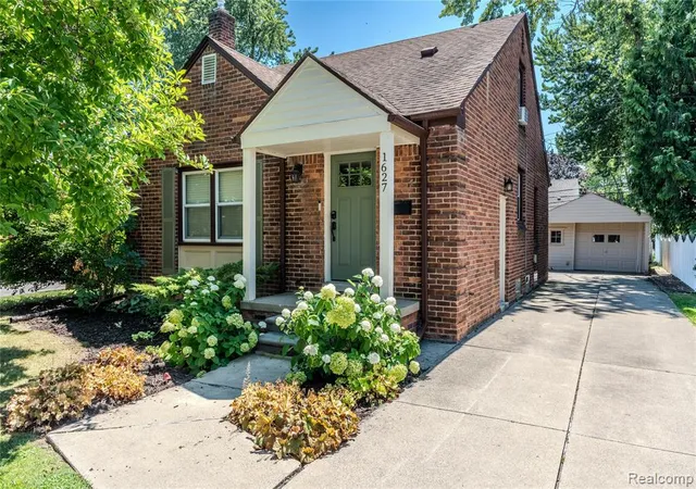 Photo 1 of Sale Pending at 1627 Columbia Rd, Berkley, MI 48072 | MLS# 61018784 | Listing updated on 2026-08-10
