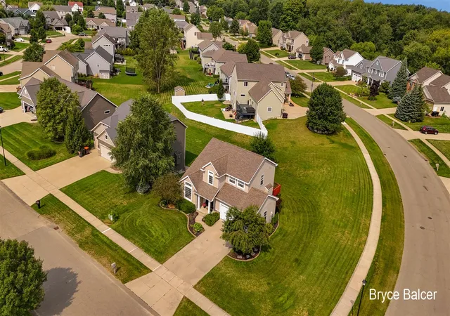 image of 8985 Stanchion Dr, Byron Center, MI 49315 | MLS# 70553848