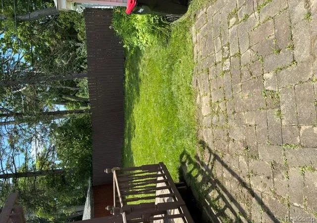 5th image of 29249 Everett St, Southfield, MI 48076 | MLS# 61007860