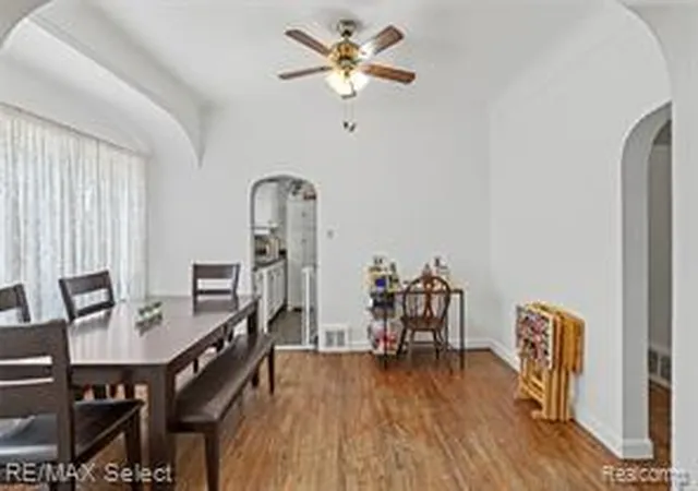 Homes for sale in Flint, MI | 4233 Menton St, Flint, MI 48507 | MLS# 61008517