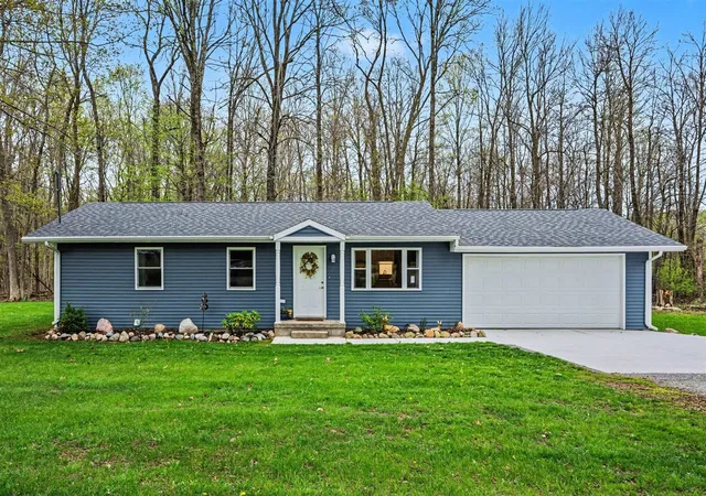 Homes for sale in Tekonsha, MI | 1301 18 1/2 Mile Rd, Tekonsha, MI 49092 | MLS# 70528139