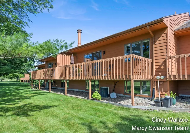 Homes for sale in Hudsonville, MI | 1346 Bent Tree Dr, Hudsonville, MI 49426 | MLS# 70539352