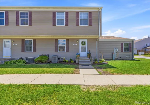 Homes for sale in Chesterfield, MI | 28245 Raleigh Crescent Dr, Chesterfield, MI 48051 | MLS# 61002631