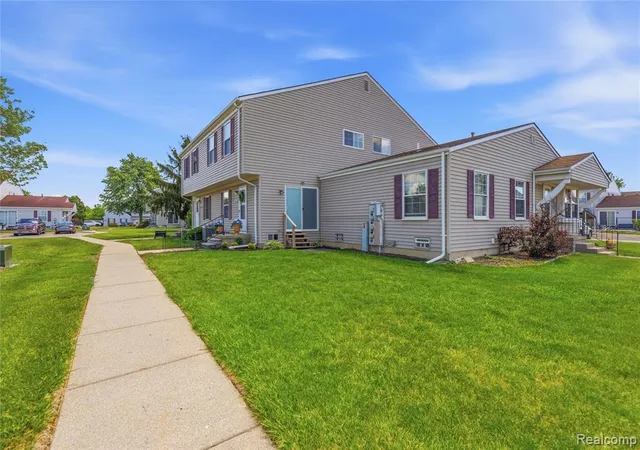 Homes for sale in Chesterfield, MI | 28245 Raleigh Crescent Dr, Chesterfield, MI 48051 | MLS# 61002631