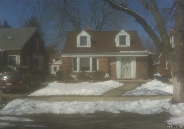 Single Family Residence at 10353 Beaconsfield St, Detroit, MI 48224 | MLS# 20567628 | | Sold on 2012-06-04