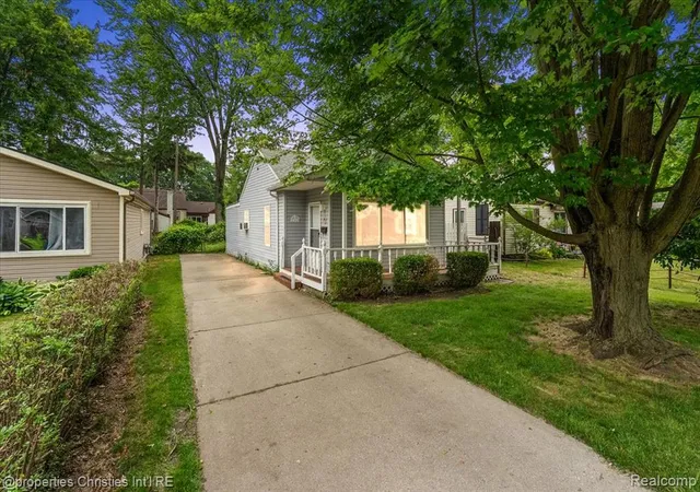 Homes for sale in Madison Heights, MI | 27428 Townley St, Madison Heights, MI 48071 | MLS# 61001627