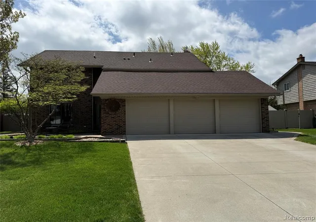 Homes for sale in Riverview, MI | 14667 Brookline St, Riverview, MI 48193 | MLS# 61003635