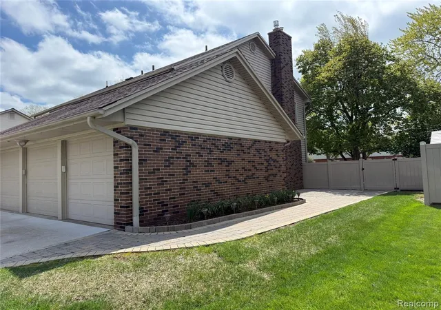 Homes for sale in Riverview, MI | 14667 Brookline St, Riverview, MI 48193 | MLS# 61003635