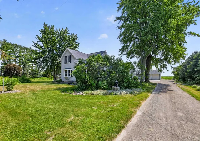 3rd image of 1210 N Steel Rd, Merrill, MI 48637 | MLS# 50216082