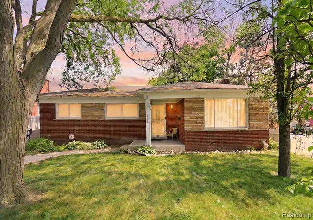 1st image of 2555 W Boston Blvd, Detroit, MI 48206 3015 | MLS# 61001540