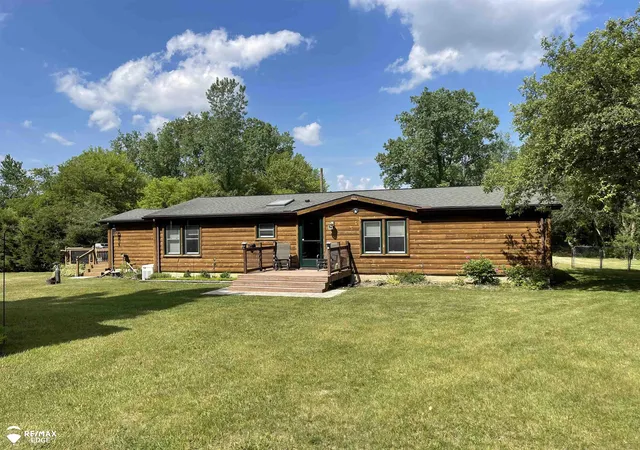 Photo 1 of Single Family Residence at 4573 Klam Rd, Columbiaville, MI 48421 | MLS# 50210359 | | Sold on 2026-07-10