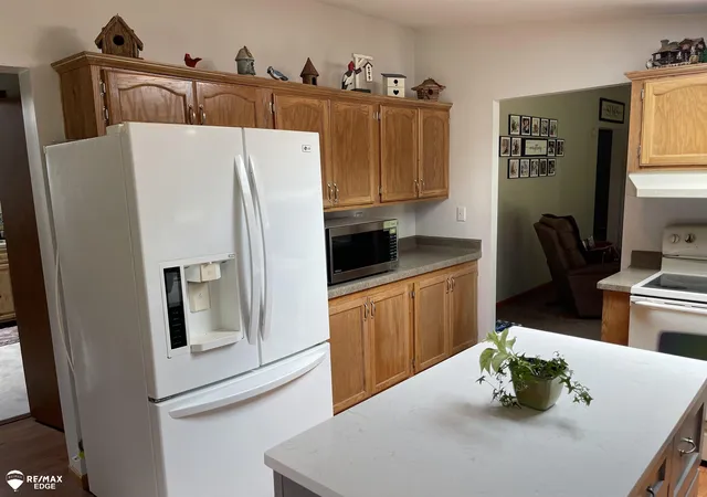 Photo 3 of Single Family Residence at 4573 Klam Rd, Columbiaville, MI 48421 | MLS# 50210359 | | Sold on 2026-07-10