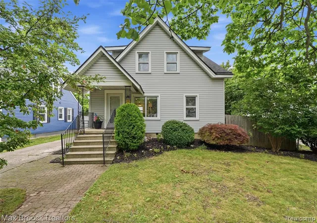 2nd image of 1216 W Windemere Ave, Royal Oak, MI 48073 | MLS# 61020333
