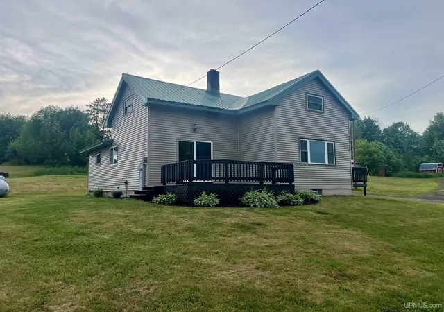 Homes for sale in Rockland, MI | 606 Mcclellan Ave, Rockland, MI 49960 | MLS# 50213273