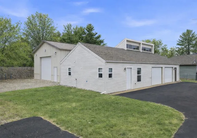 Homes for sale in Scotts, MI | 7738 N Indian Lake Dr, Scotts, MI 49088 | MLS# 70536584