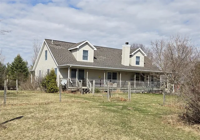 Homes for sale in Manchester, MI | 13631 Bemis Rd, Manchester, MI 48158 | MLS# 70513642