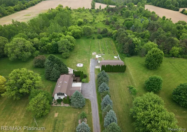 4th image of 4328 N Gale Rd, Davison, MI 48423 8912 | MLS# 61006874