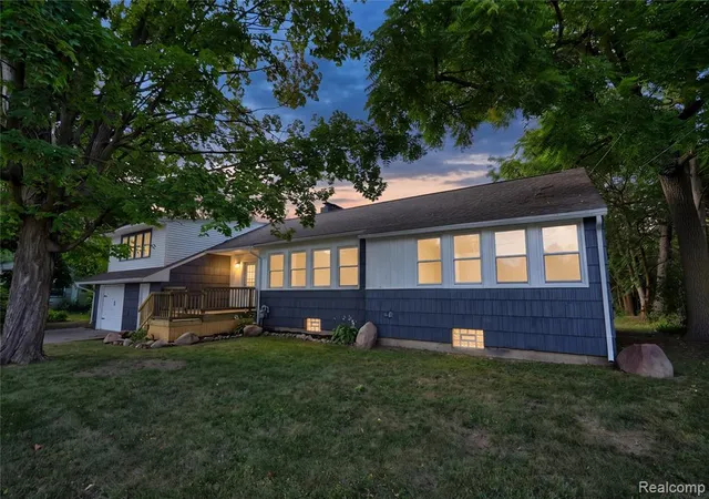 Photo 2 of Single family home for sale at 2357 Southampton Ave, Grand Blanc, MI 48507 4451 | MLS# 61024290 | Listing updated on 2026-08-26
