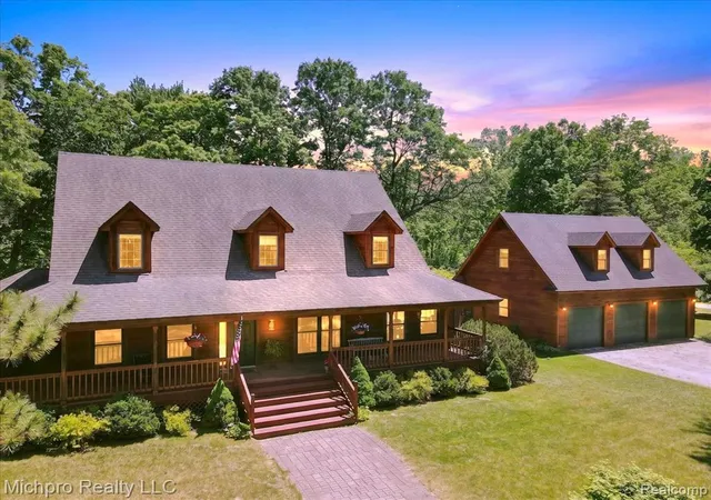 1st image of 670 Green Creek Ln, Oxford, MI 48371 | MLS# 60999599