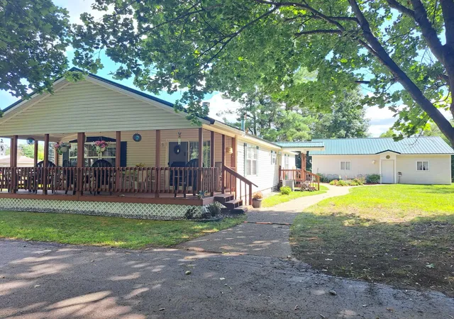1st image of 2143 E Ludington Dr, Clare, MI 48617 | MLS# 50219657