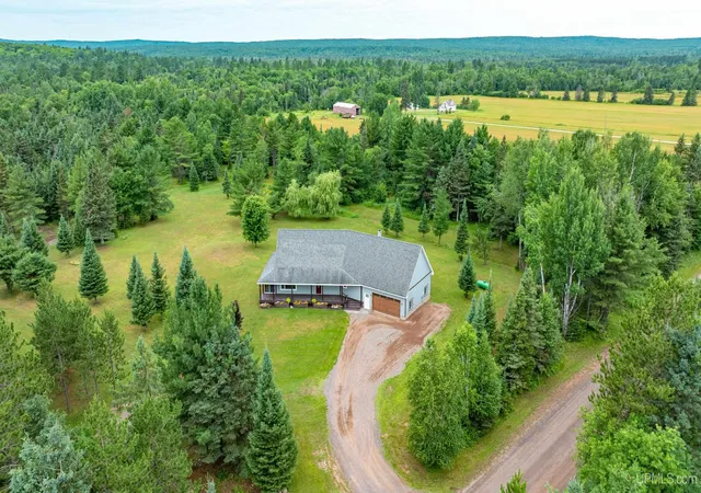 Photo 1 of Single family home for sale at 36689 River Rd, Chassell, MI 49916 | MLS# 50215848 | Listing updated on 2026-09-13