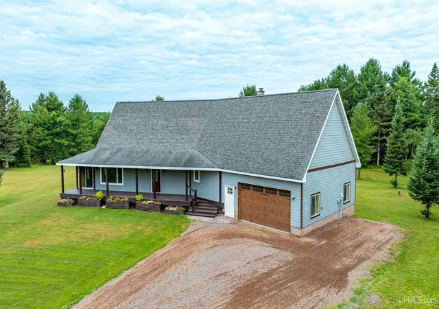 Photo 1 of Single family home for sale at 36689 River Rd, Chassell, MI 49916 | MLS# 50215848 | Listing updated on 2026-09-13