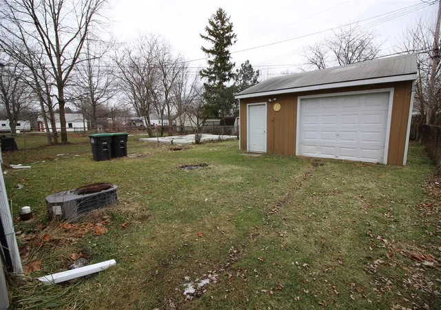 Photo 2 of Sale Pending at 16117 Jackson St, Taylor, MI 48180 | MLS# 70441259 | Listing updated on 2026-06-15