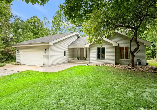 1st image of 1844 Cree Rd, Fremont, MI 49412 | MLS# 70552867
