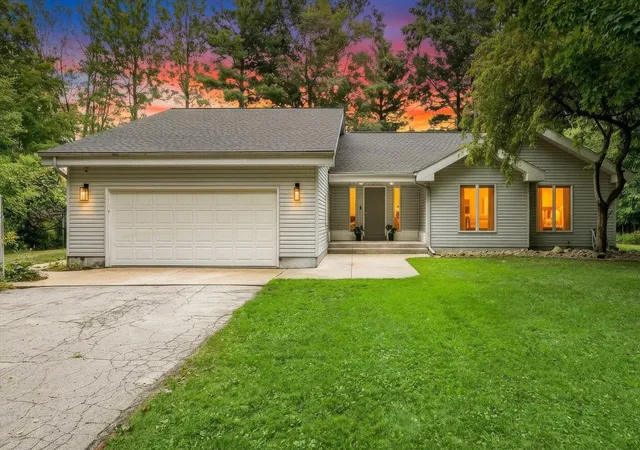 4th image of 1844 Cree Rd, Fremont, MI 49412 | MLS# 70552867